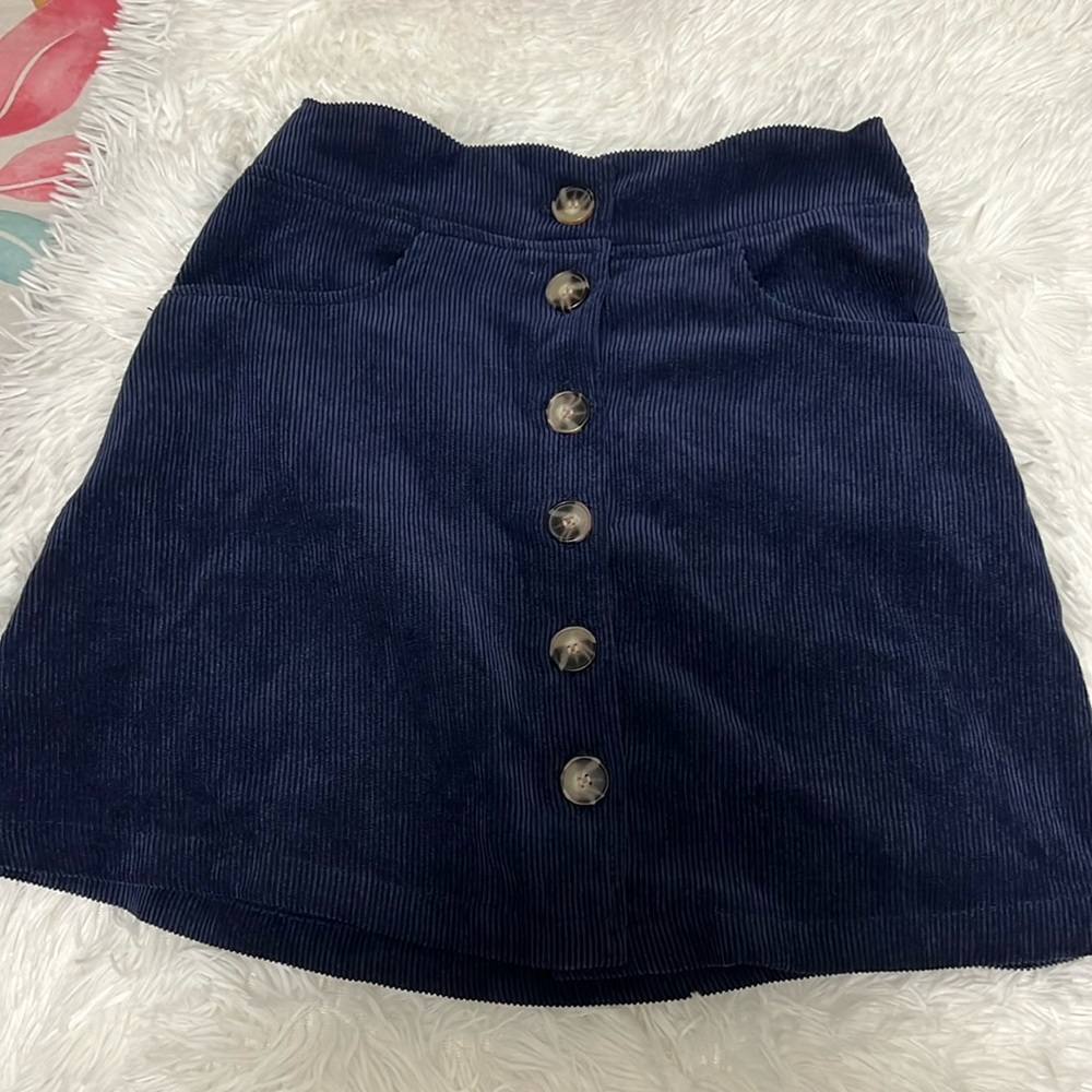 Navy skirt